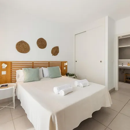 Vila Altos Naira 3a By Escape