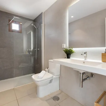 Vila Altos Naira 3a By Escape