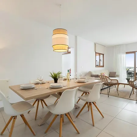 Vila Altos Naira 3a By Escape