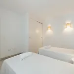 Altos Naira 3a By Escape