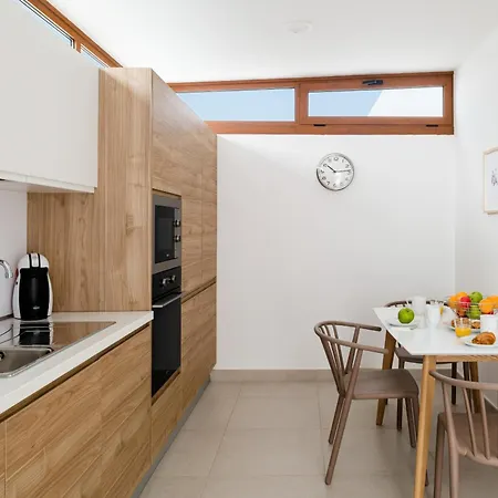 Willa Altos Naira 3a By Escape *