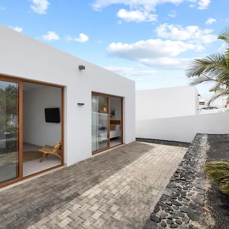 Altos Naira 3a By Escape Playa Blanca