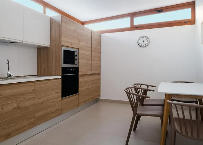 Willa Altos Naira 3a By Escape