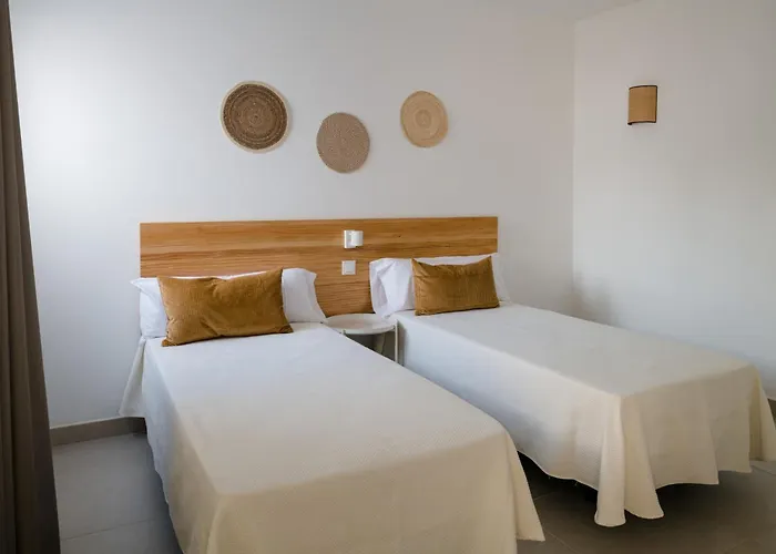 Willa Altos Naira 3a By Escape *